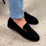 Badge – Stiilsed mustad loaferid