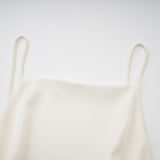 Lyna – Elegantne mini kleit volangidega