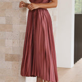 Isla – Elegantne plisseekleit