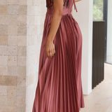 Isla – Elegantne plisseekleit
